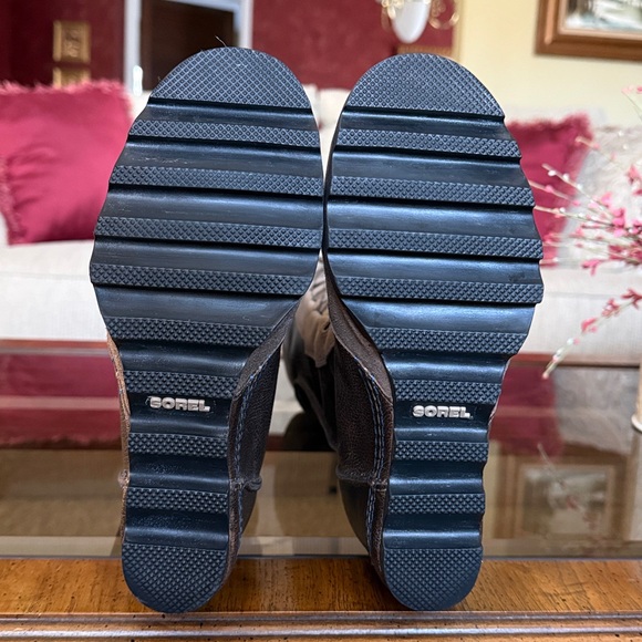 Sorel Cate The Great Tall LaceUp Lug Sole Wedge Boot Style NL2175-227 Size US8.5 - Picture 9 of 17